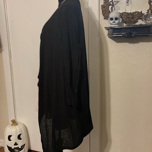 Black witchy cardigan - Picture 3 of 5